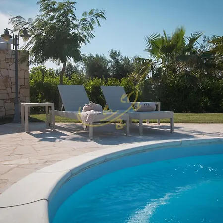 Villa Td Luna Trulli With Large Pool *