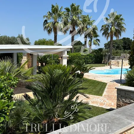 Td Luna Trulli With Large Pool * Castellana Grotte