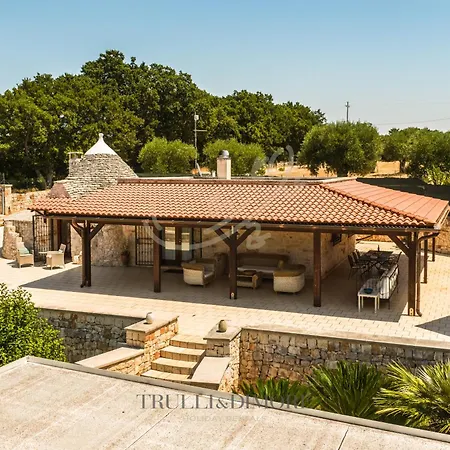 Td Luna Trulli With Large Pool Castellana Grotte