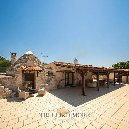Td Luna Trulli With Large Pool * Castellana Grotte