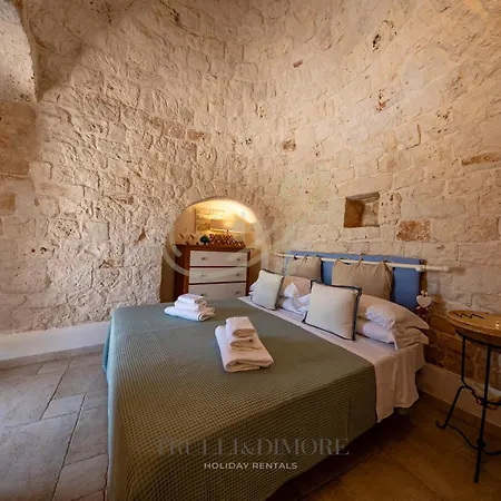 Дом отдыха Td Luna Trulli With Large Pool