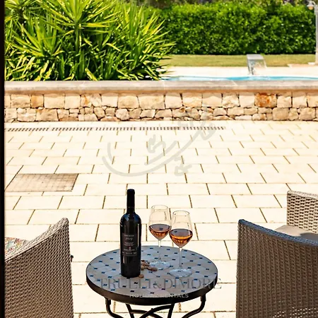 Td Luna Trulli With Large Pool Casa vacanze Castellana Grotte