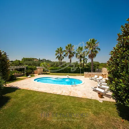 Casa vacanze Td Luna Trulli With Large Pool